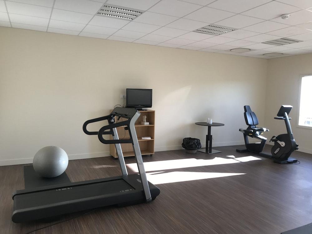 Mercure Aix-En-Provence Sainte-Victoire Шатонёф-ле-Руж Экстерьер фото