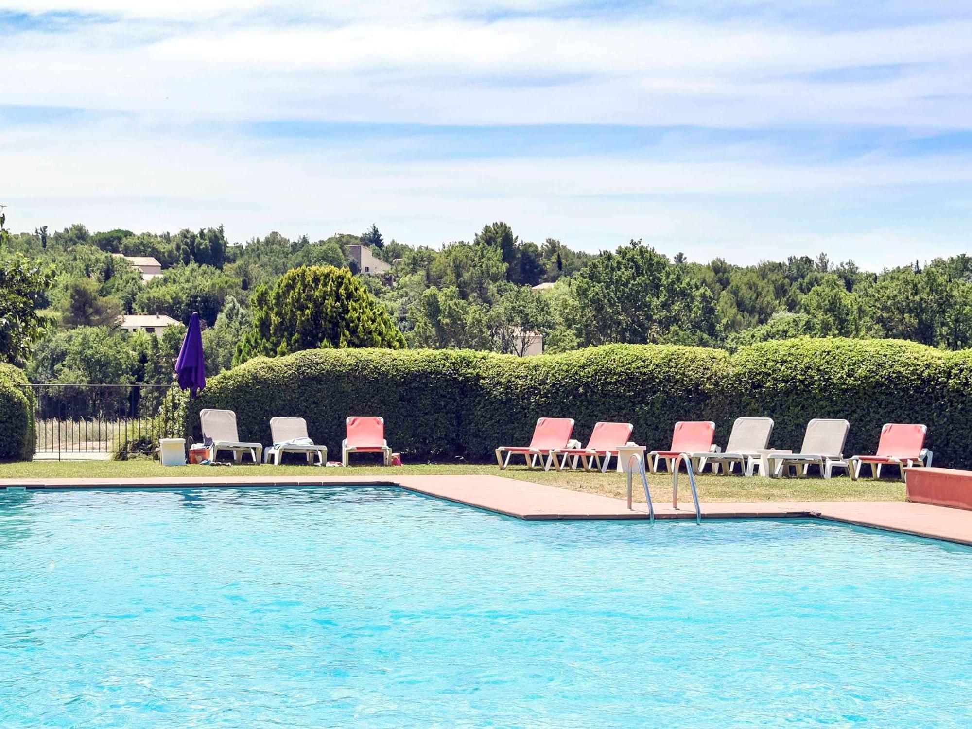 Mercure Aix-En-Provence Sainte-Victoire Шатонёф-ле-Руж Экстерьер фото