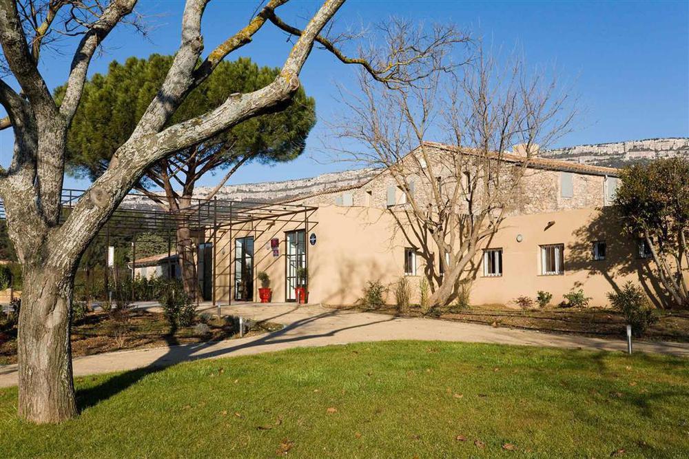 Mercure Aix-En-Provence Sainte-Victoire Шатонёф-ле-Руж Экстерьер фото